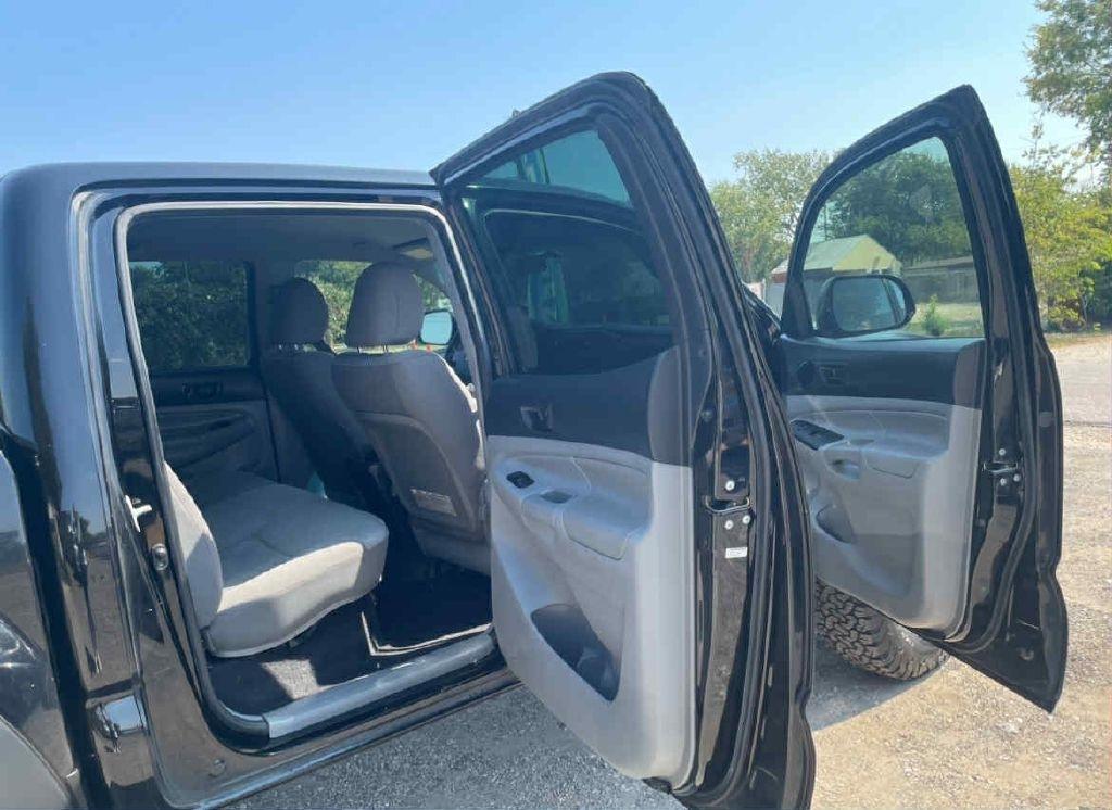 Toyota Tacoma PreRunner Double Cab V6 Auto 2WD 2013