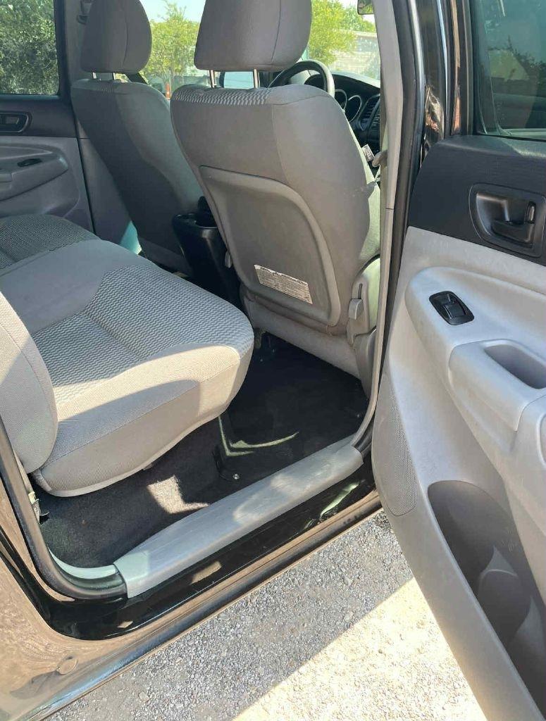 Toyota Tacoma PreRunner Double Cab V6 Auto 2WD 2013