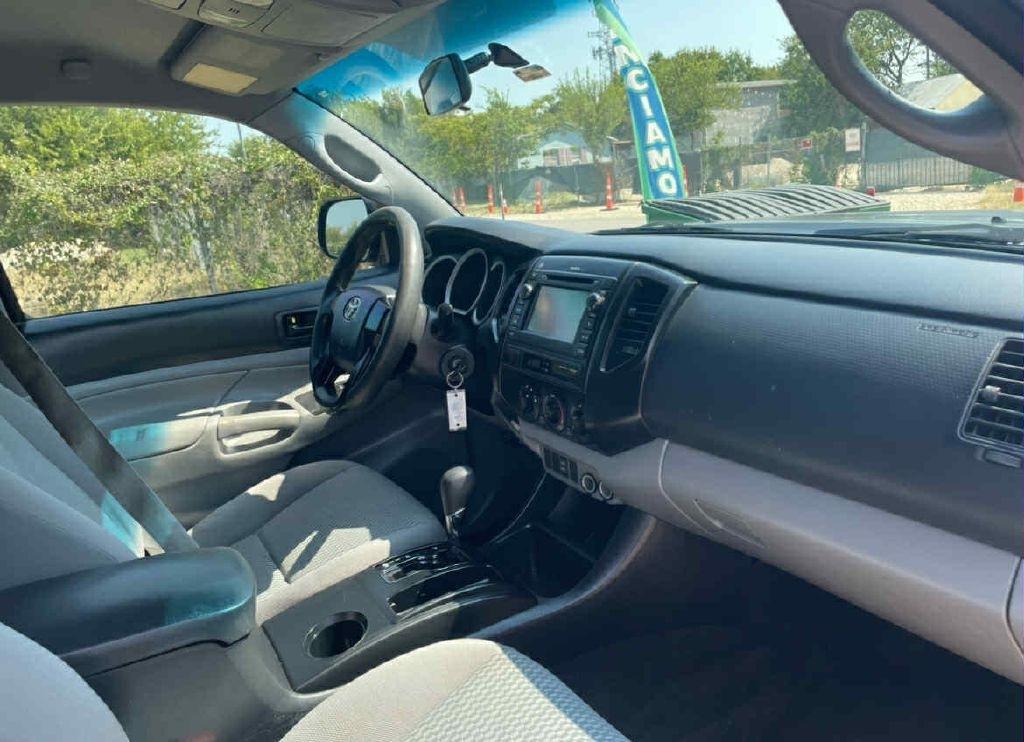 Toyota Tacoma PreRunner Double Cab V6 Auto 2WD 2013