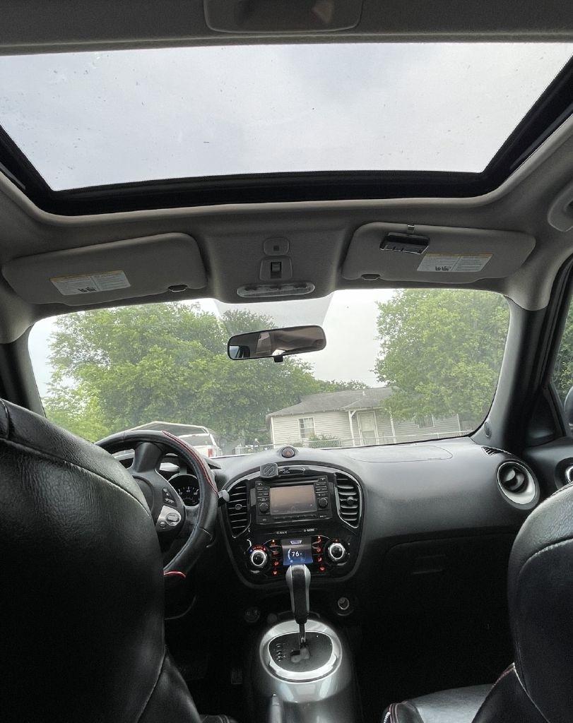 Nissan Juke S FWD 2012