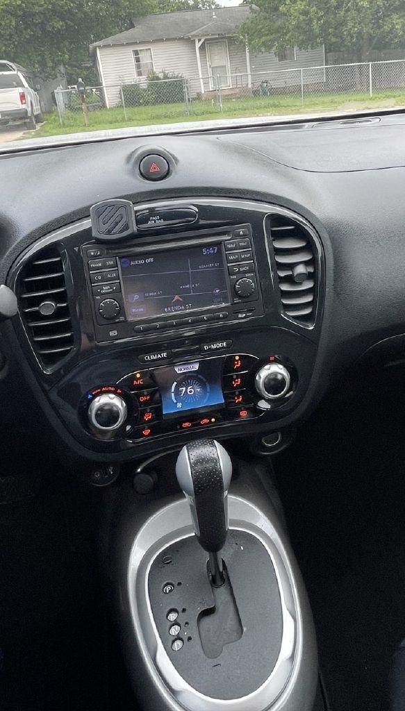 Nissan Juke S FWD 2012