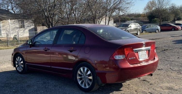 Honda Civic EX Sedan 5-Speed AT 2011