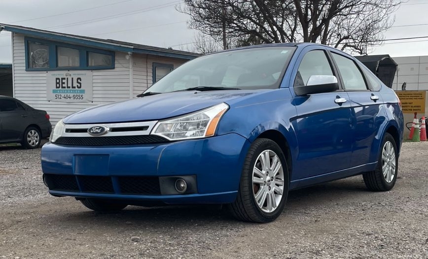 Ford Focus SEL Sedan 2011