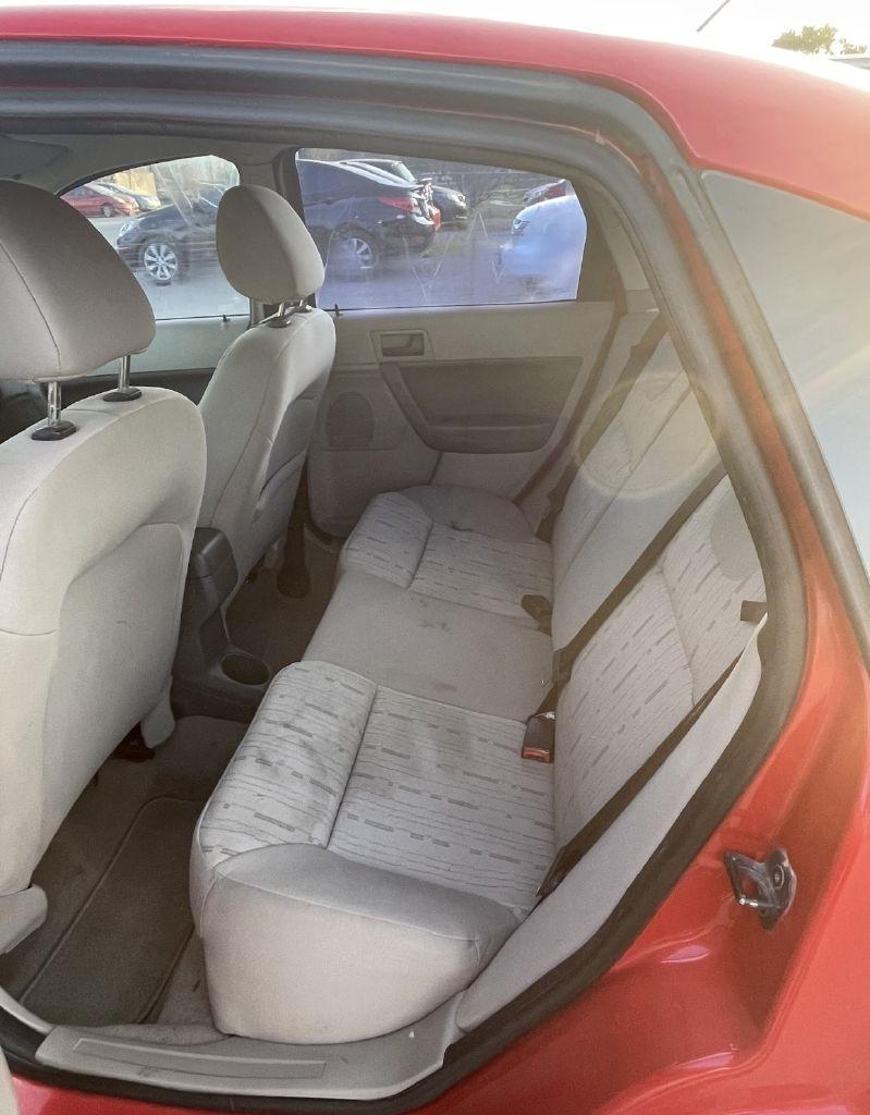 Ford Focus SE Sedan 2008