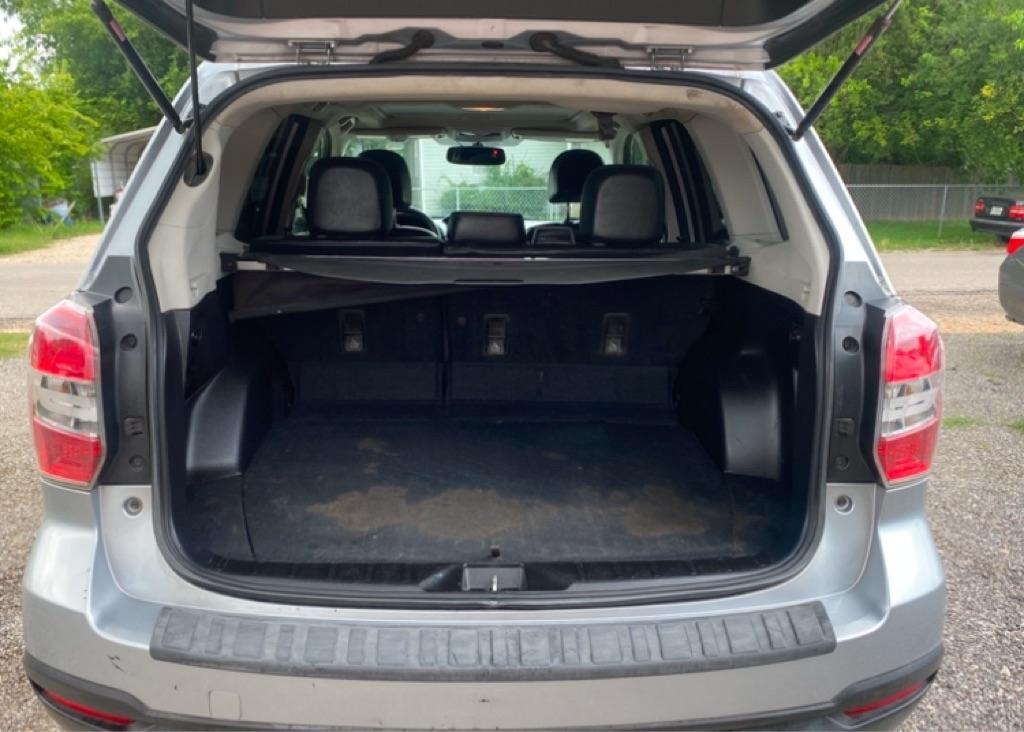 Subaru Forester 2.5i Touring 2014