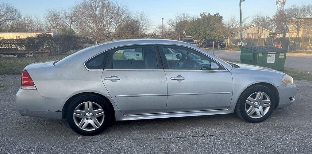 Chevrolet Impala LT (Fleet) 2012