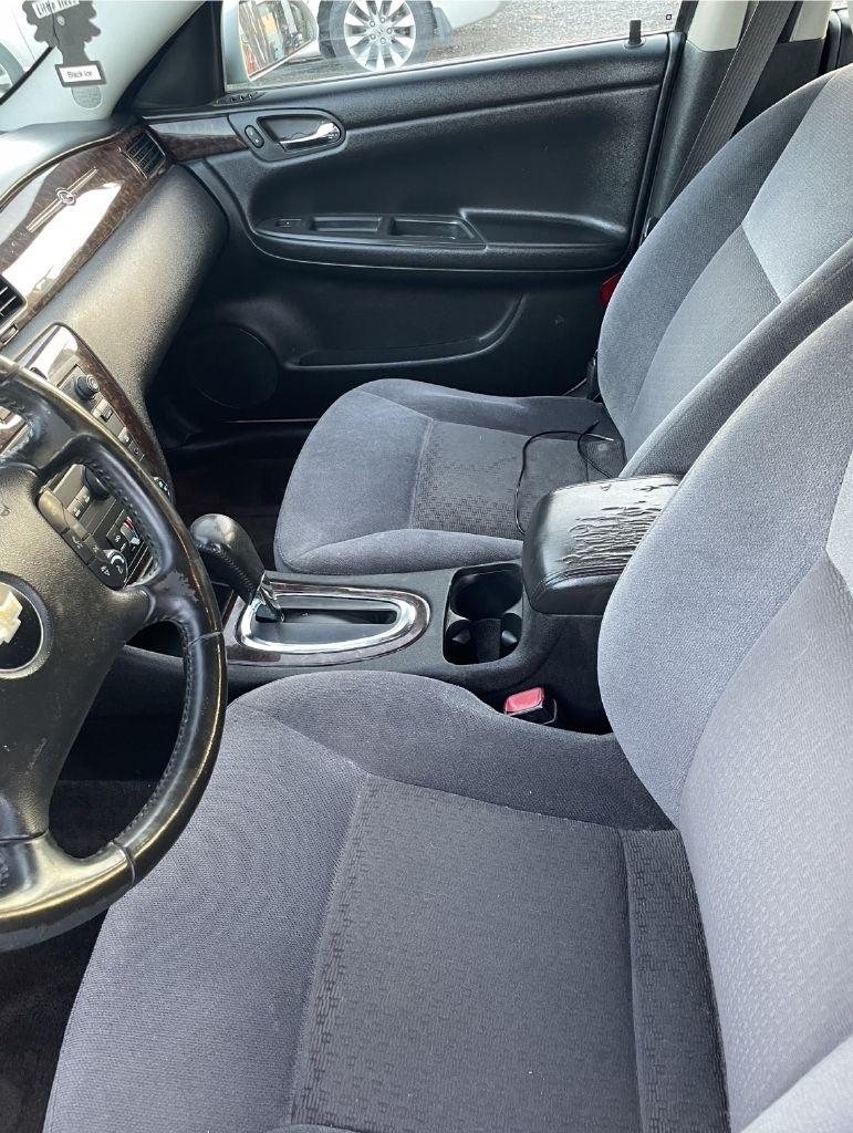 Chevrolet Impala LT (Fleet) 2012
