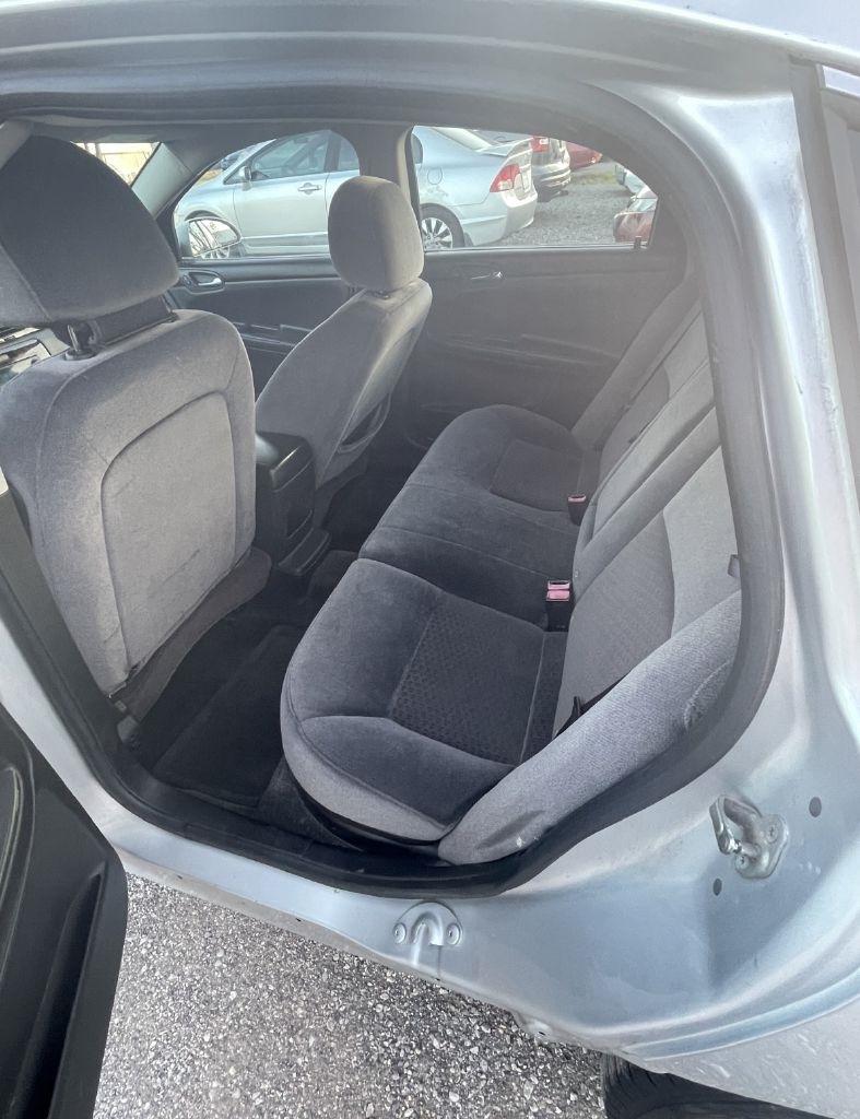 Chevrolet Impala LT (Fleet) 2012