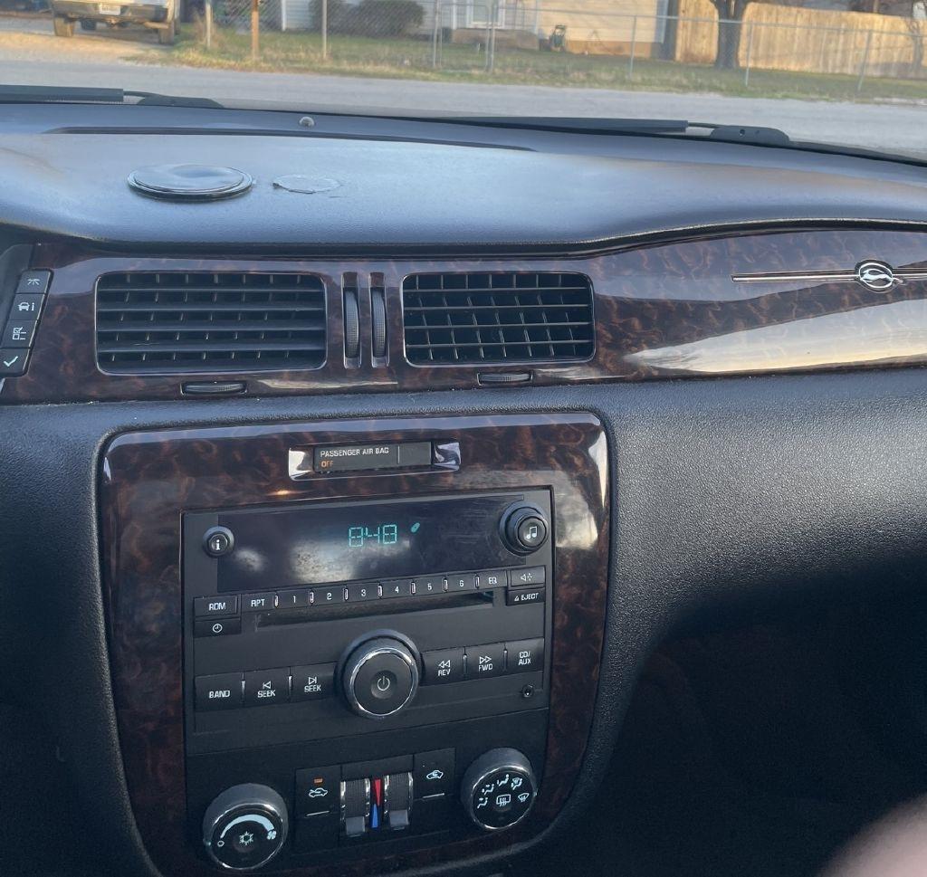 Chevrolet Impala LT (Fleet) 2012