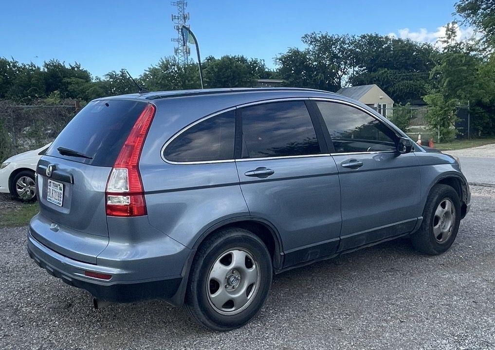 Honda CR-V LX 2WD 5-Speed AT 2011