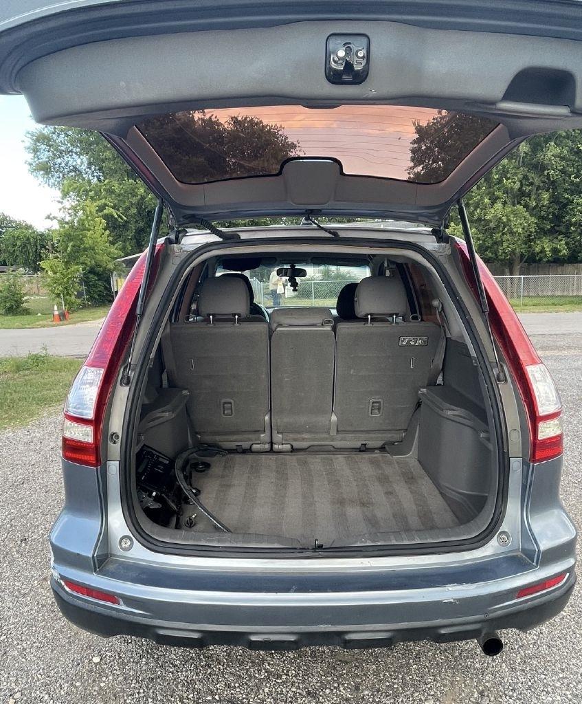 Honda CR-V LX 2WD 5-Speed AT 2011