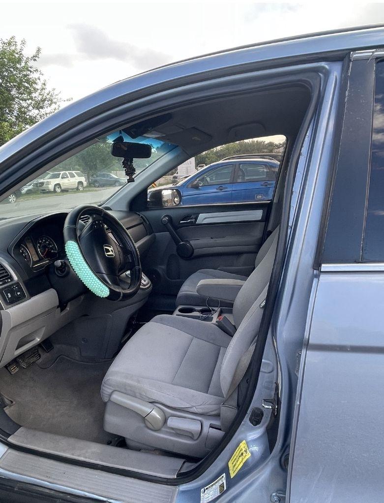 Honda CR-V LX 2WD 5-Speed AT 2011