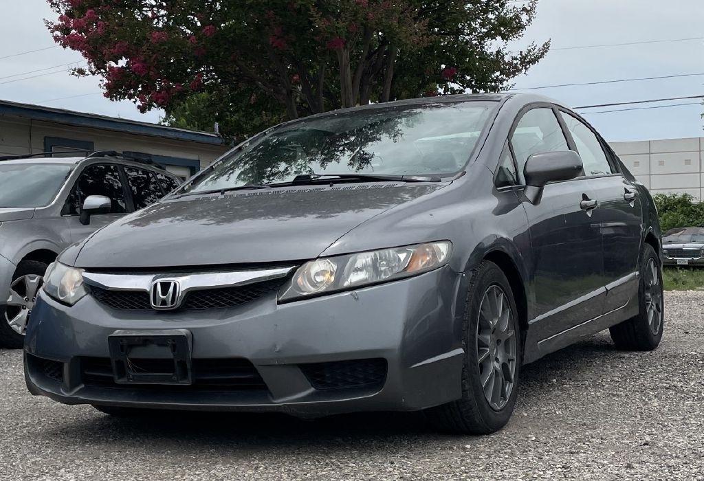 Honda Civic LX Sedan 5-Speed AT 2009