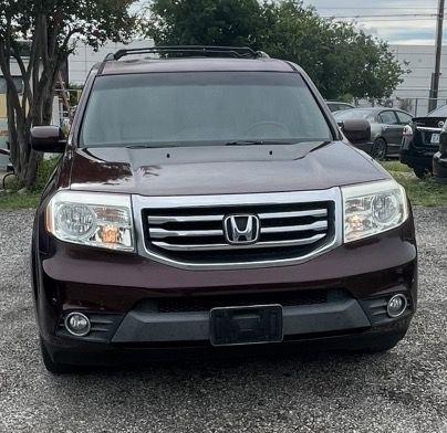 Honda Pilot Touring 2WD 5-Spd AT with DVD 2014