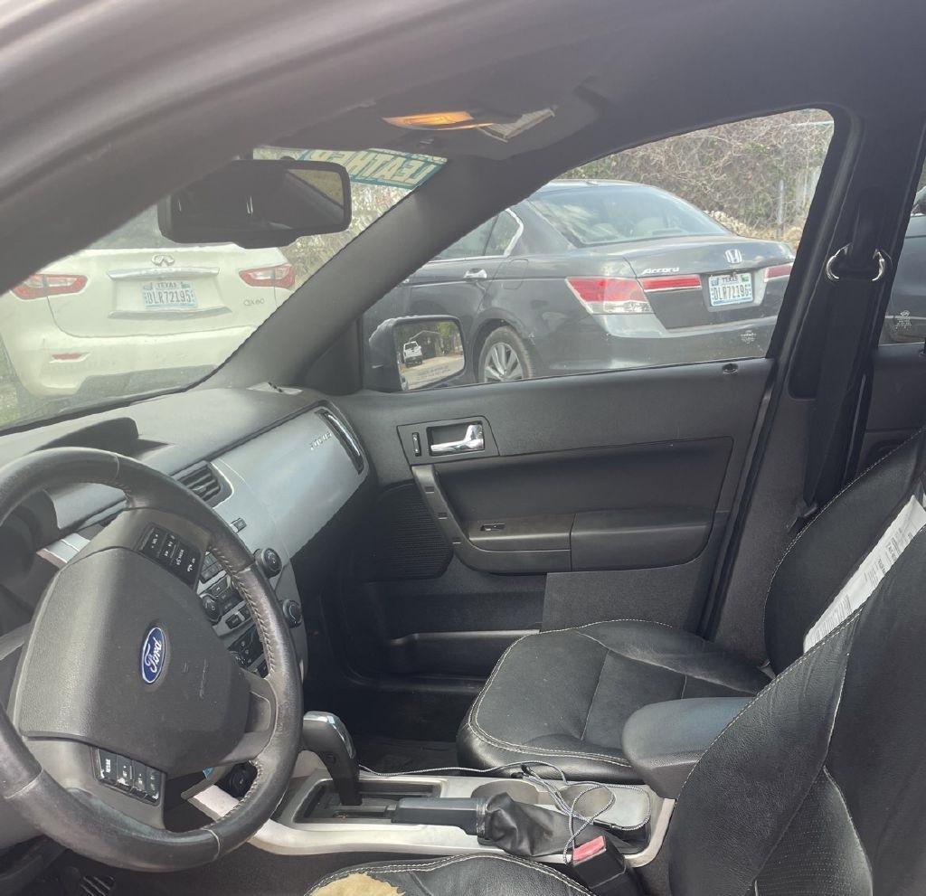 Ford Focus photo 9