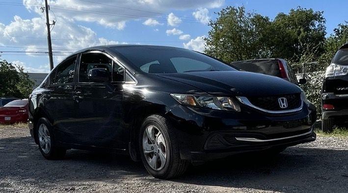 Honda Civic LX Sedan 5-Speed AT 2013