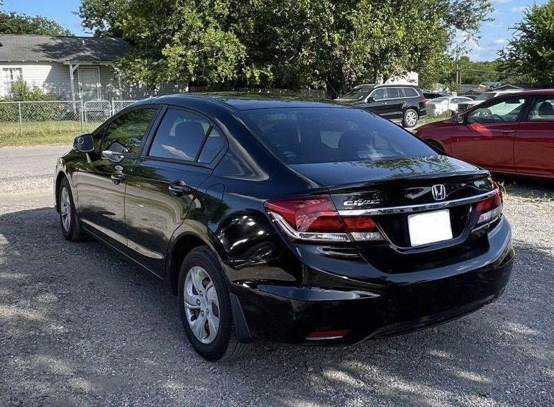 Honda Civic LX Sedan 5-Speed AT 2013