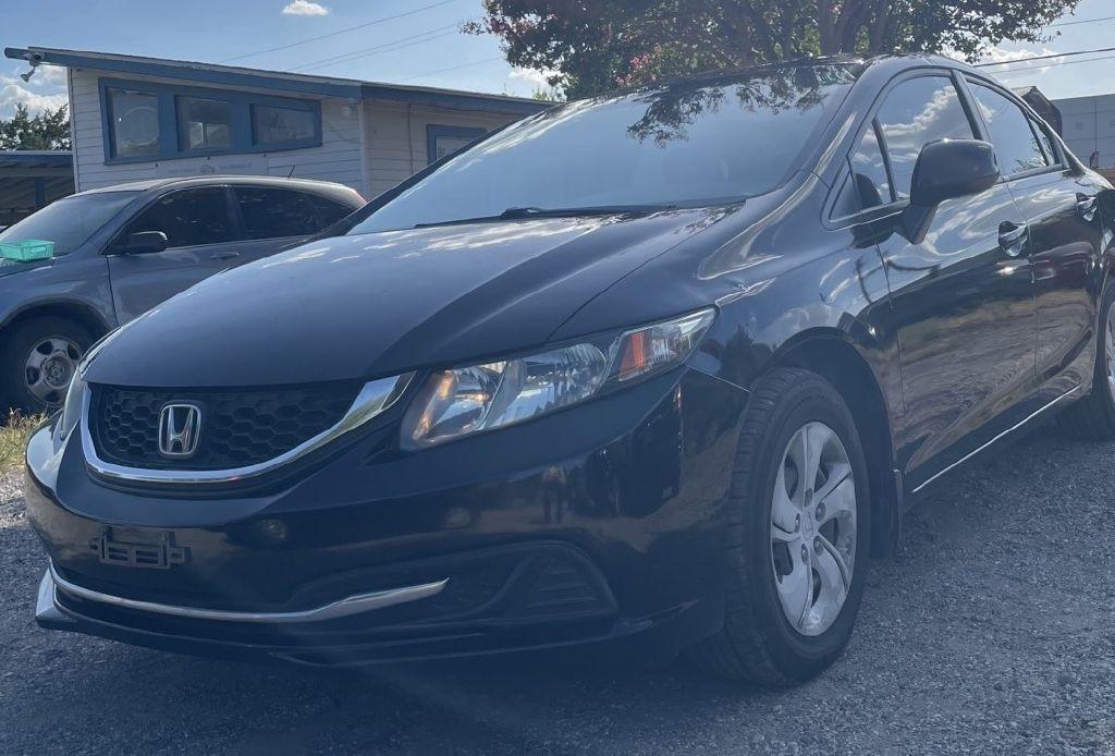 Honda Civic LX Sedan 5-Speed AT 2013