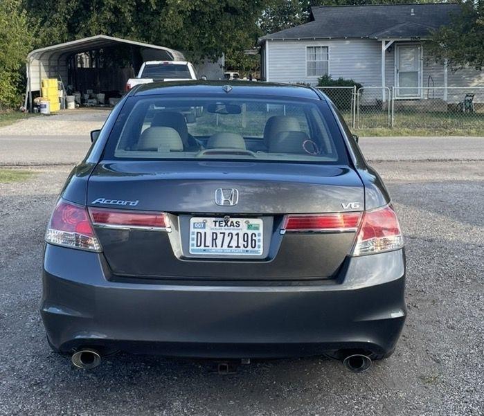 Honda Accord EX-L V6 Sedan AT 2012