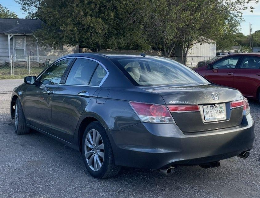 Honda Accord EX-L V6 Sedan AT 2012