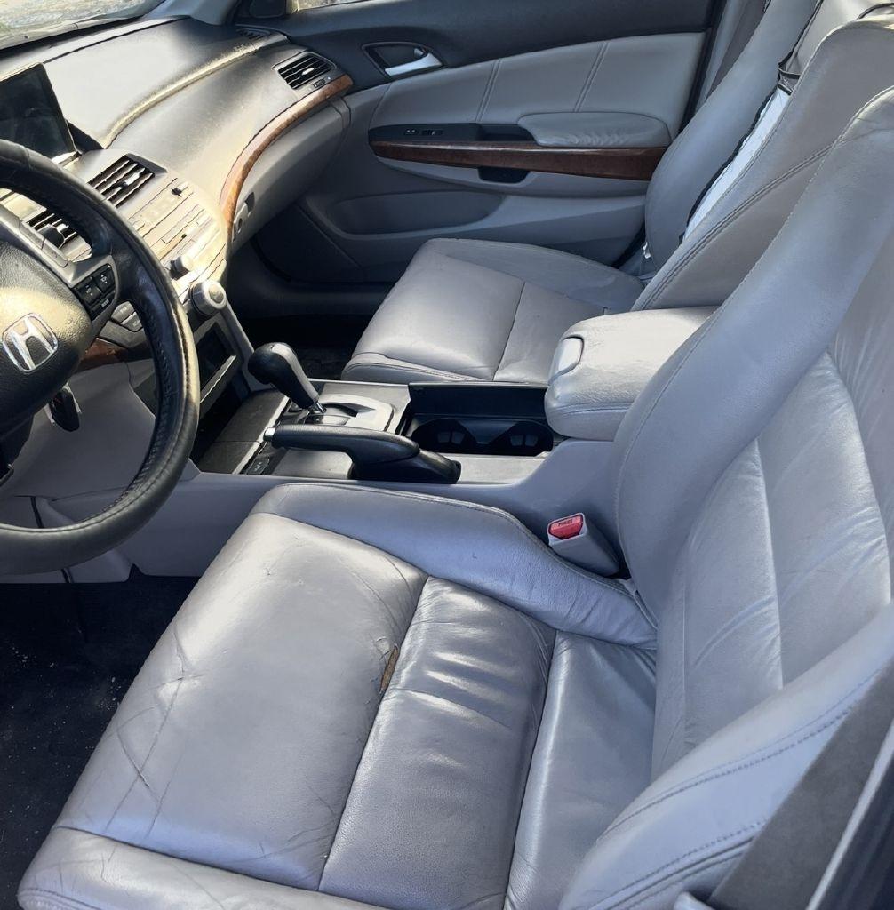 Honda Accord EX-L V6 Sedan AT 2012