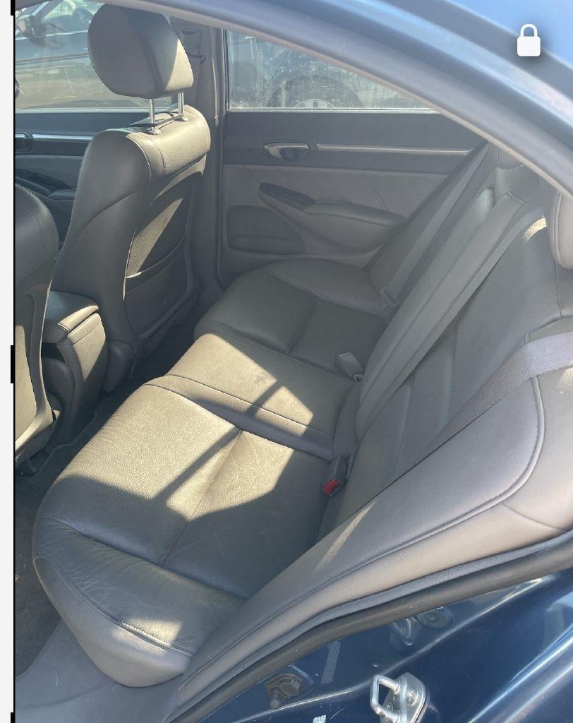 Honda Civic EX-L Sedan 5-Speed AT 2010