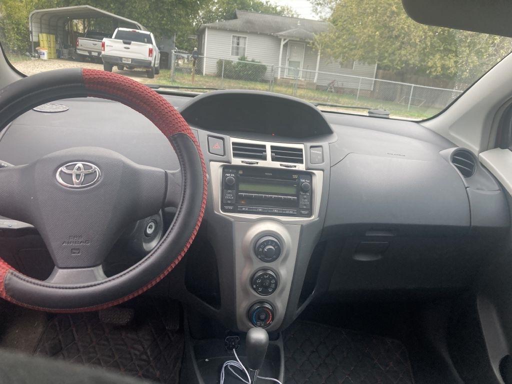 Toyota Yaris Liftback S 3-Door AT 2009