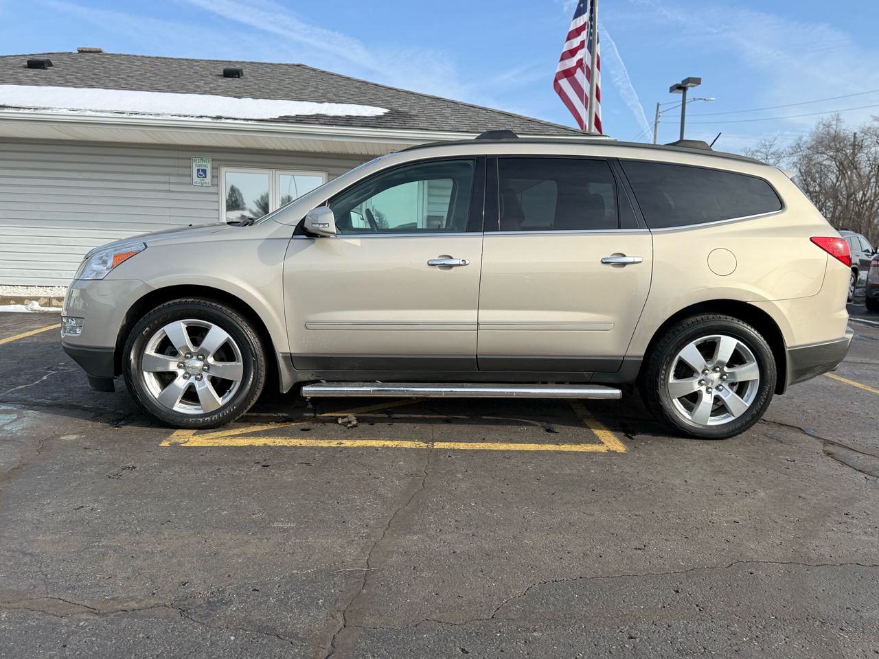 Chevrolet Traverse LTZ AWD 2011