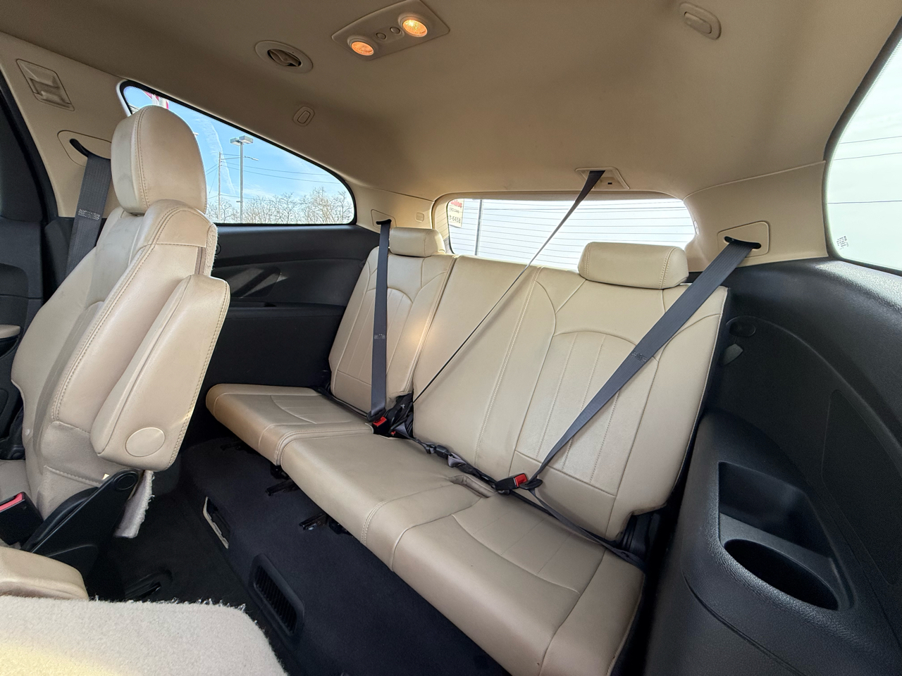 Chevrolet Traverse LTZ AWD 2011