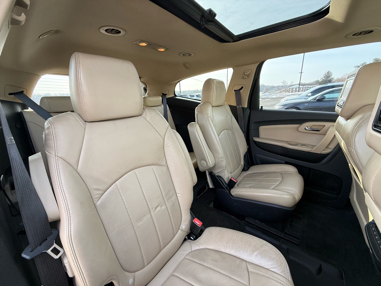 Chevrolet Traverse LTZ AWD 2011