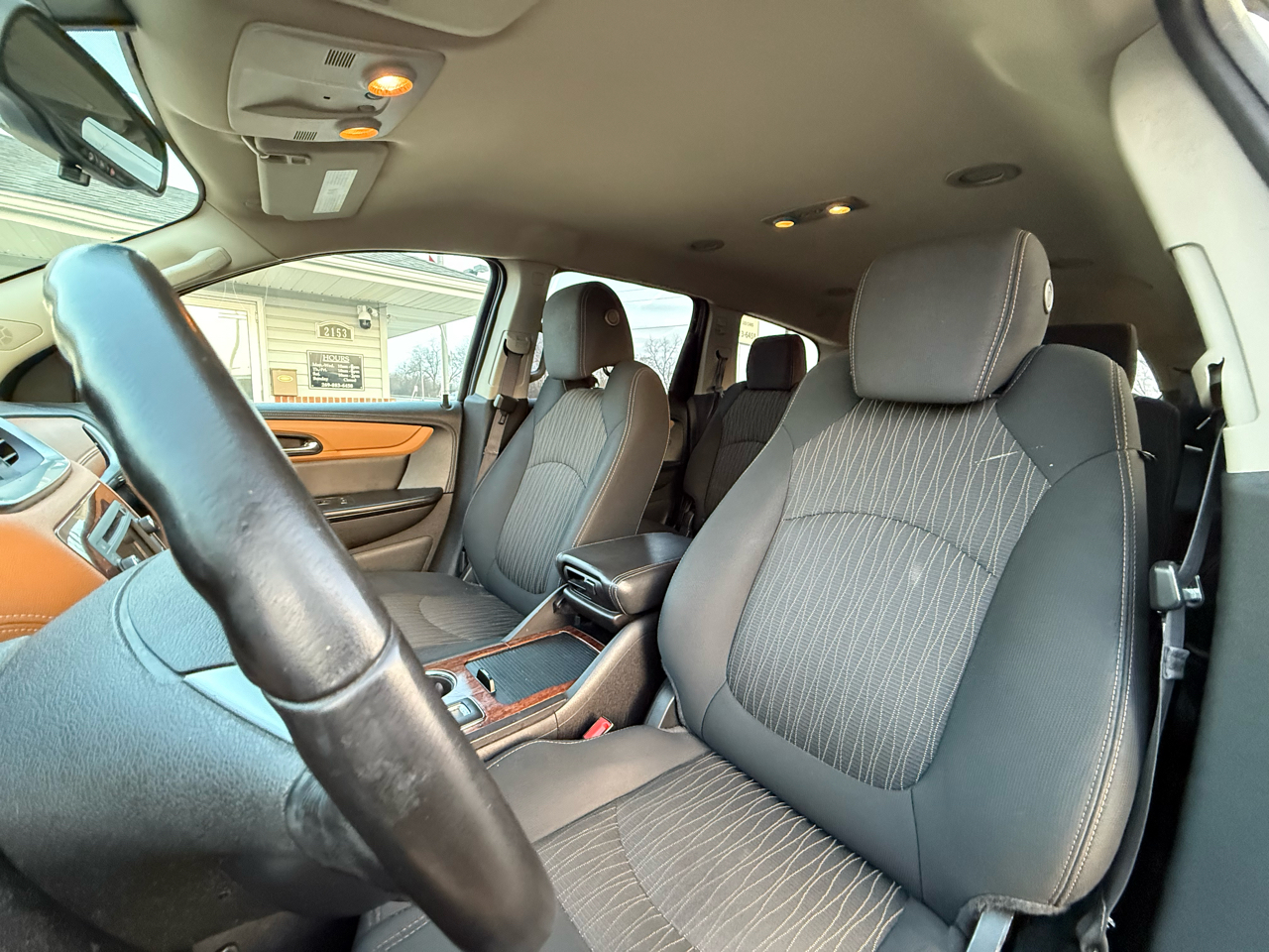 Chevrolet Traverse 1LT FWD 2014