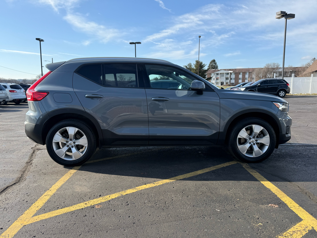 Volvo XC40 T5 Momentum AWD 2022