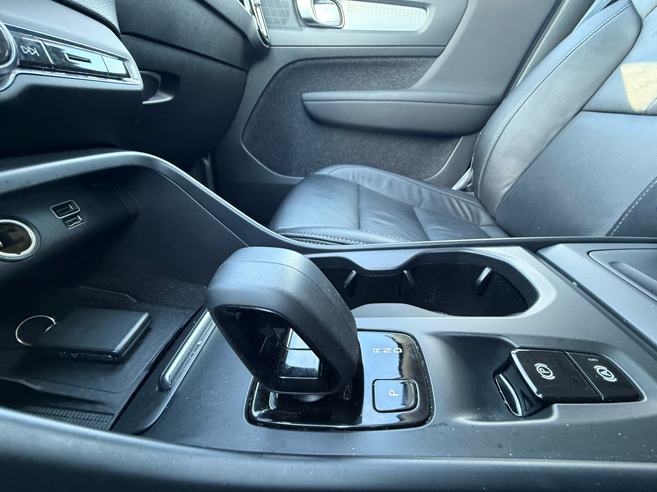 Volvo XC40 T5 Momentum AWD 2022