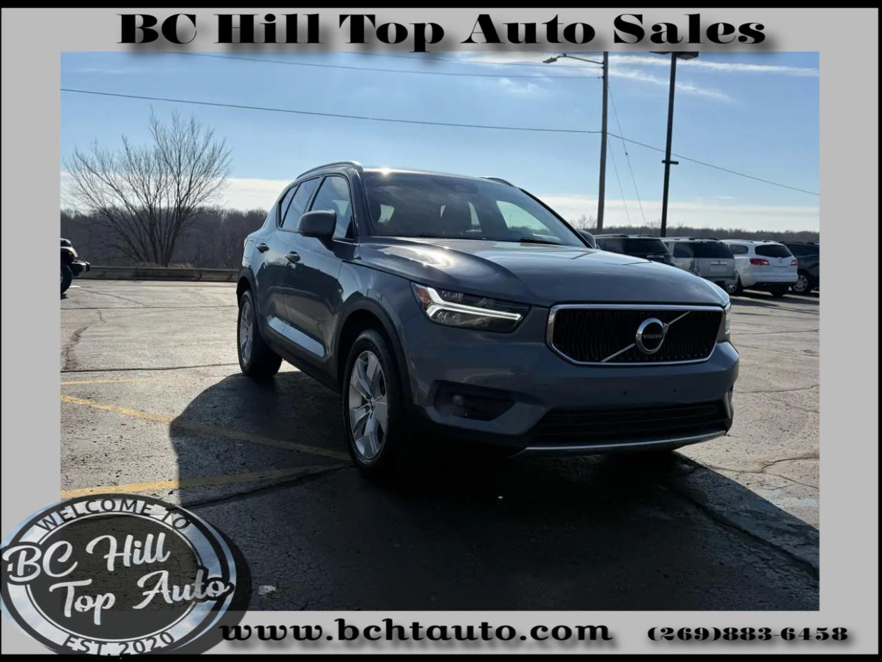 2022 Volvo XC40 T5 Momentum AWD