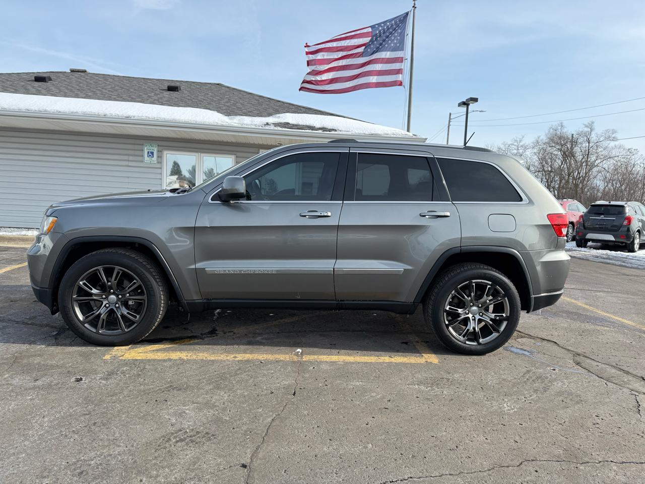 Jeep Grand Cherokee Laredo 4WD 2012