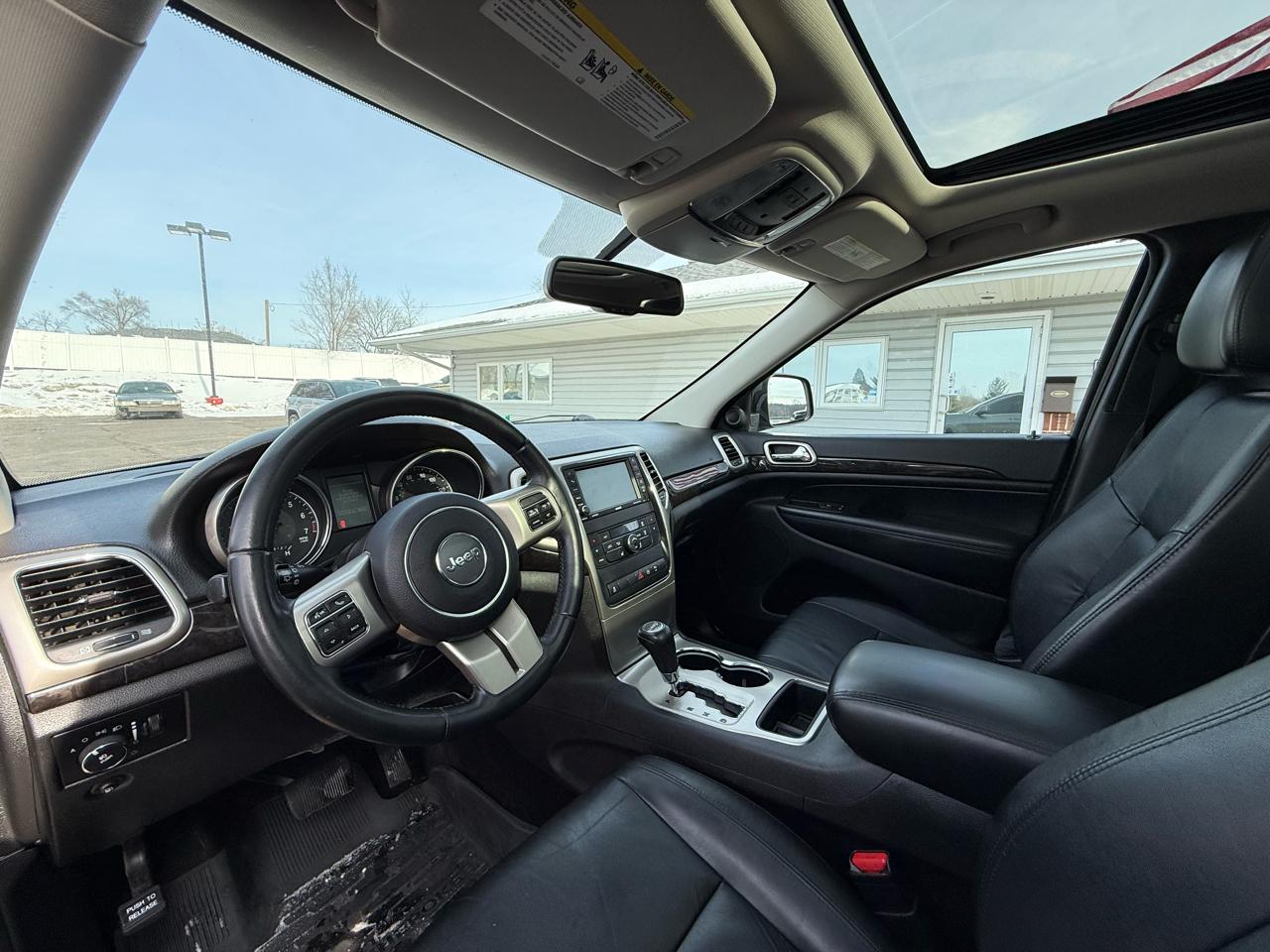 Jeep Grand Cherokee Laredo 4WD 2012