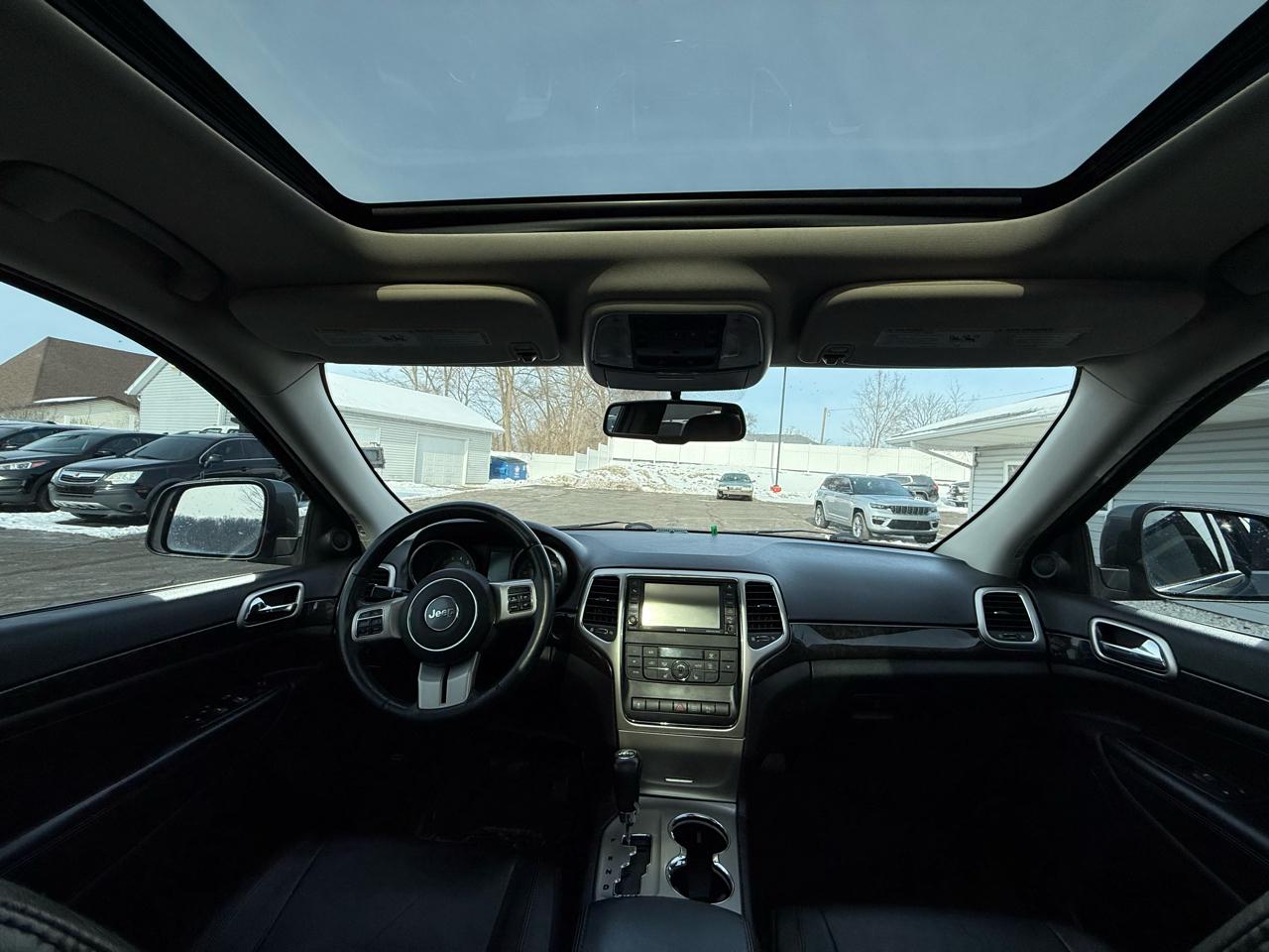 Jeep Grand Cherokee Laredo 4WD 2012