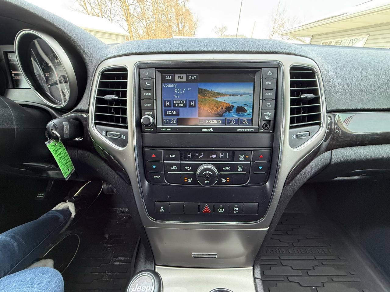 Jeep Grand Cherokee Laredo 4WD 2012