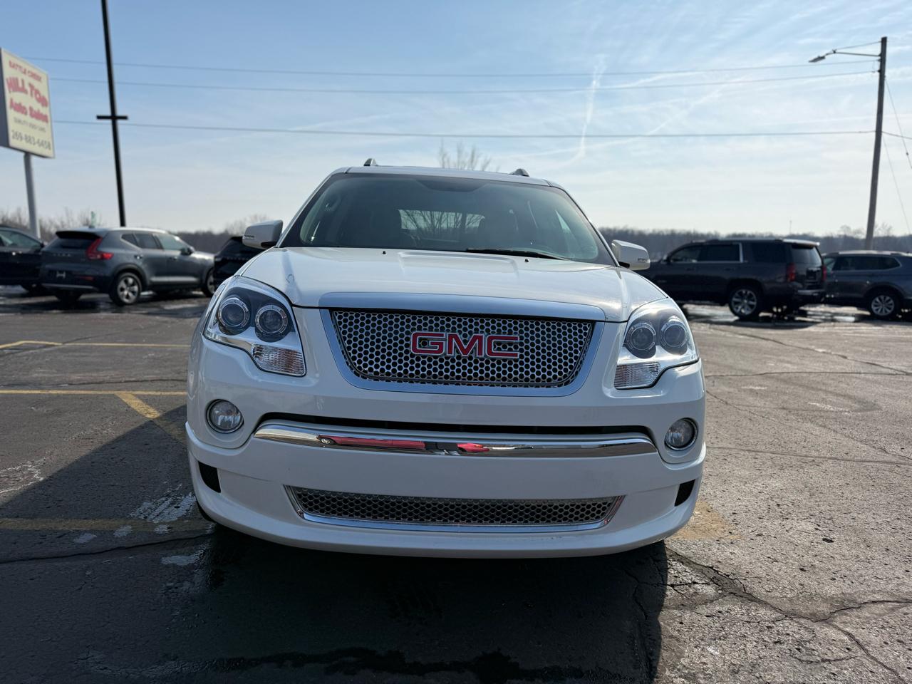 GMC Acadia Denali AWD 2011