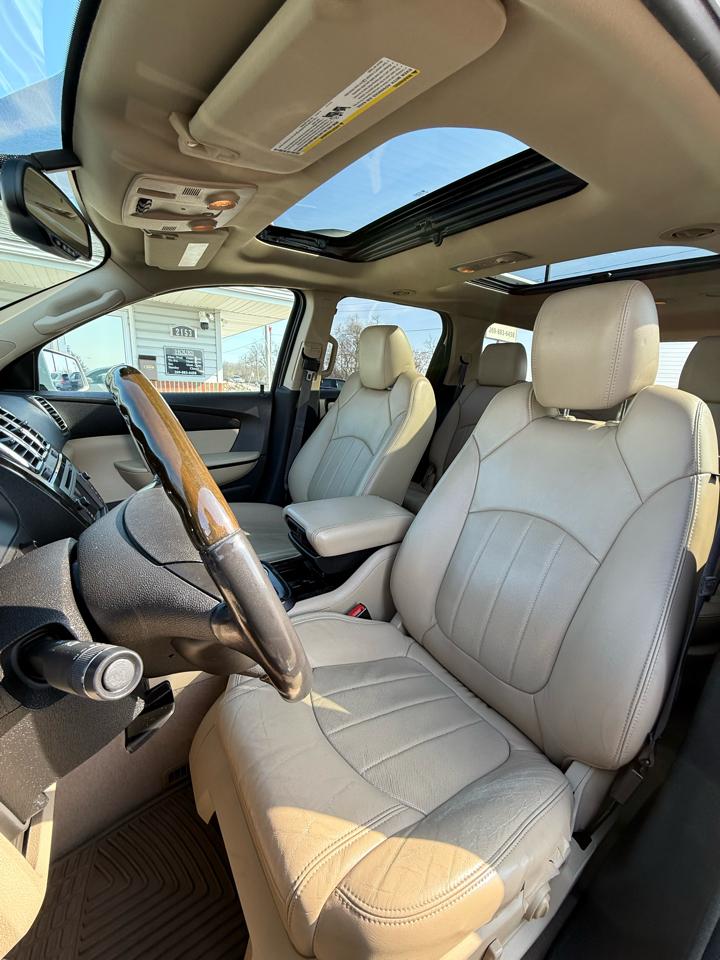 GMC Acadia Denali AWD 2011