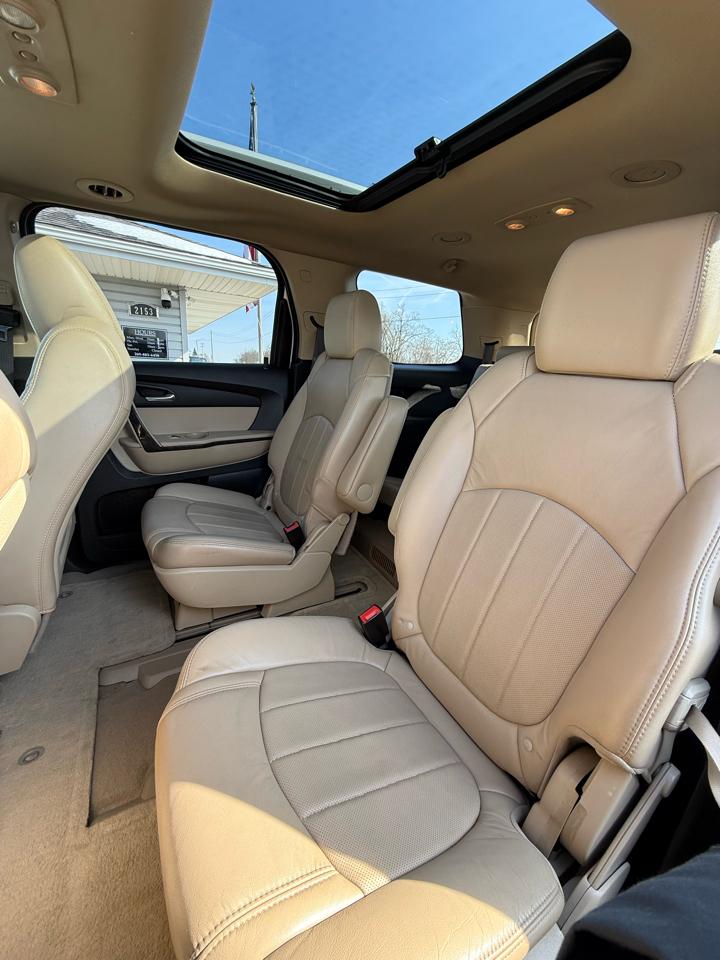 GMC Acadia Denali AWD 2011