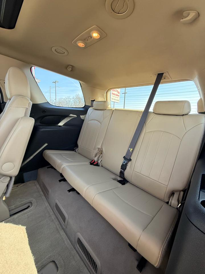 GMC Acadia Denali AWD 2011