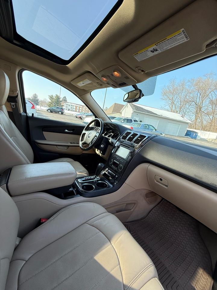 GMC Acadia Denali AWD 2011