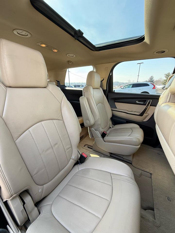 GMC Acadia Denali AWD 2011