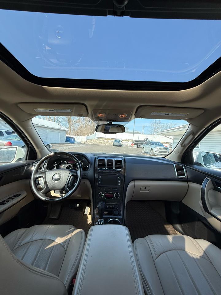 GMC Acadia Denali AWD 2011