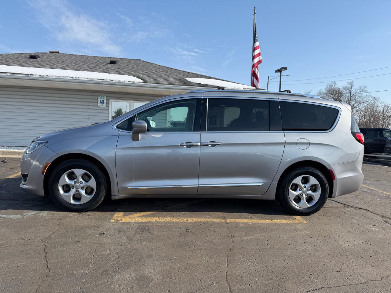 Chrysler Pacifica Touring-L Plus 2017
