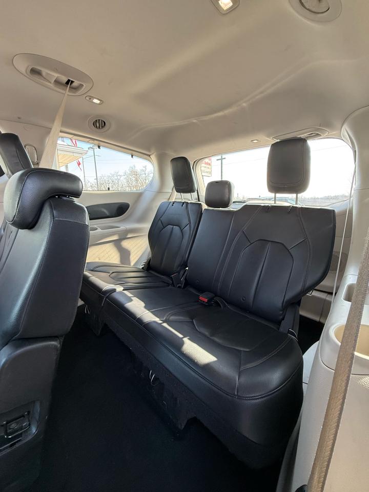 Chrysler Pacifica Touring-L Plus 2017