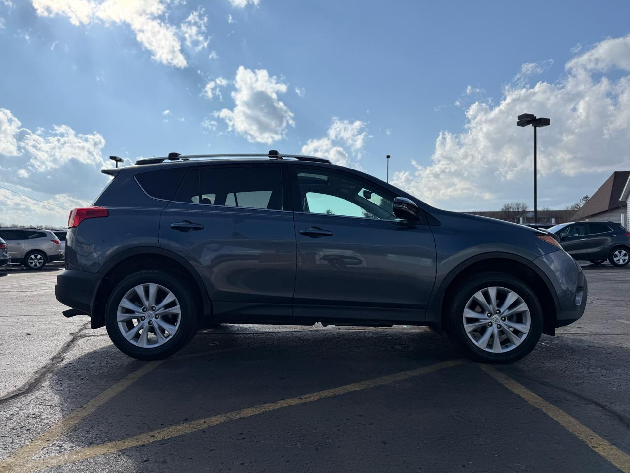 Toyota RAV4 Limited AWD 2013