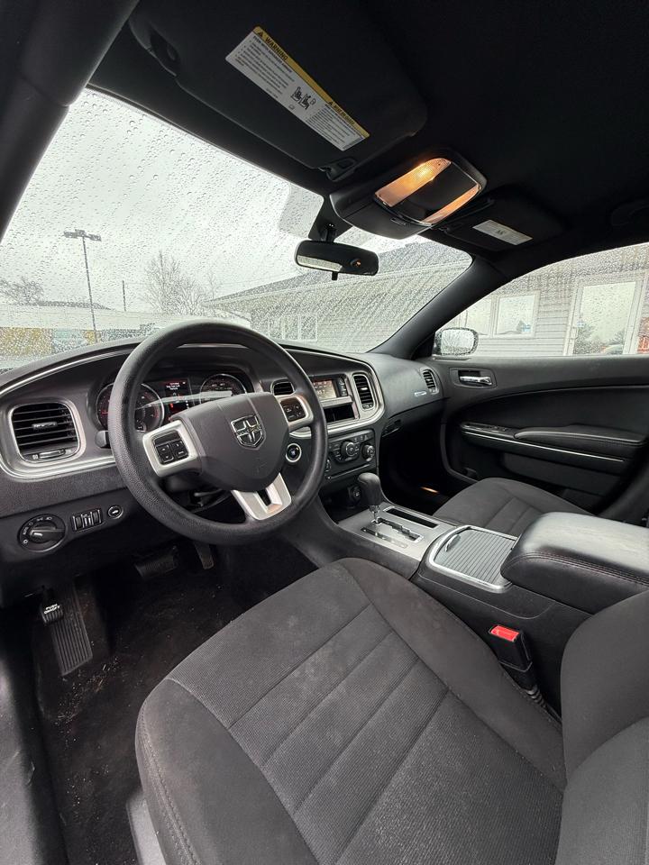 Dodge Charger SE 2014