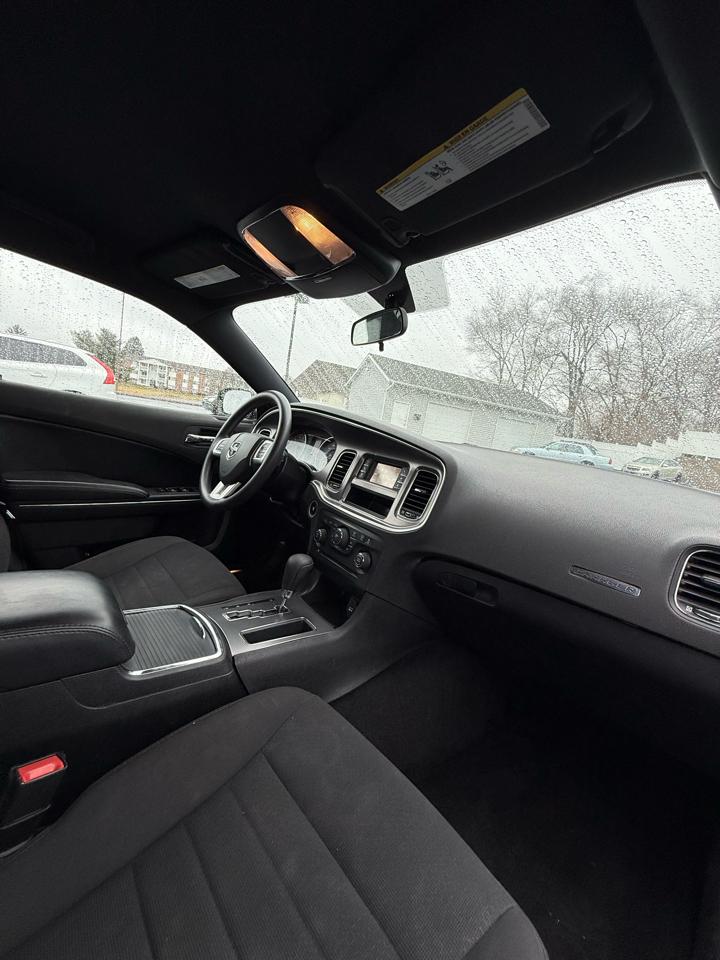 Dodge Charger SE 2014